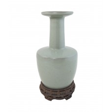 1243 A Song Dynasty Ru-Ware grey green mallet shape vase